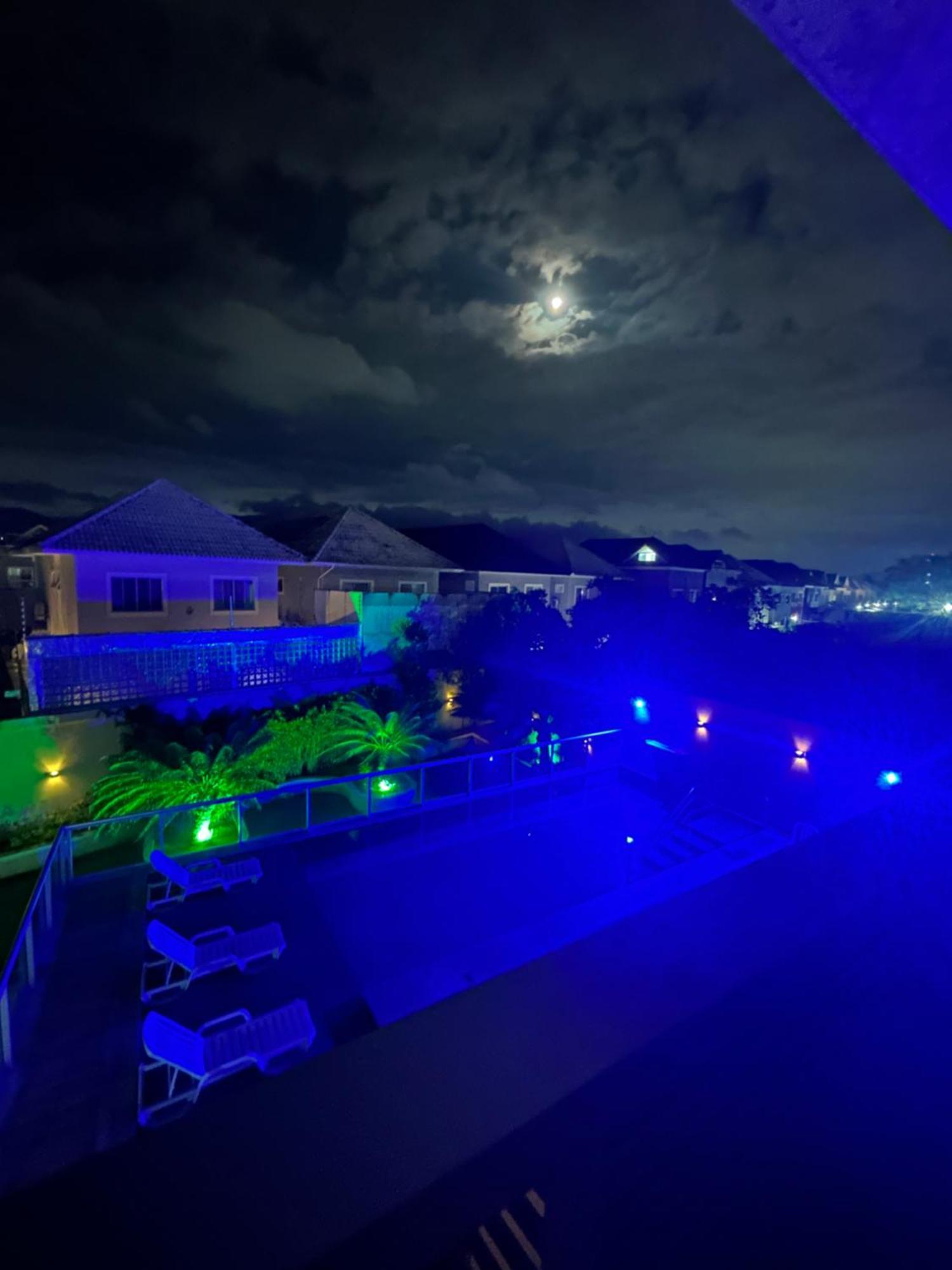 Apartamento Sol E Piscina *
